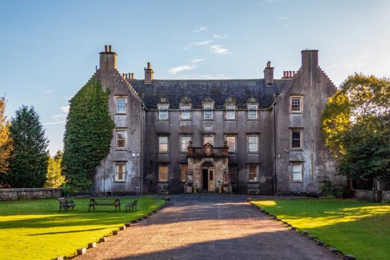 bannockburn house 768x513